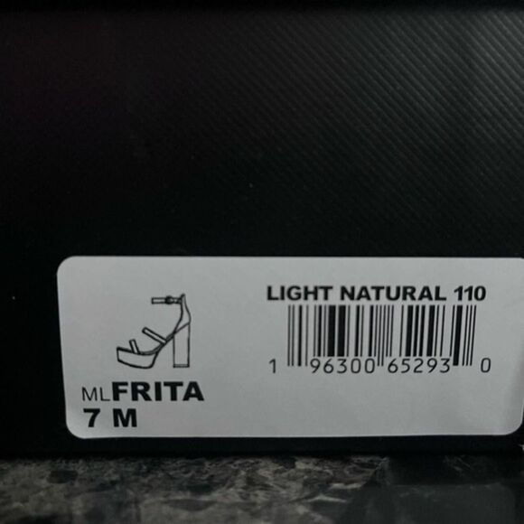 Marc Fisher Women Retro Chunky Platform Sandal Party Blush Beige Heels Size 7 - Picture 3 of 6